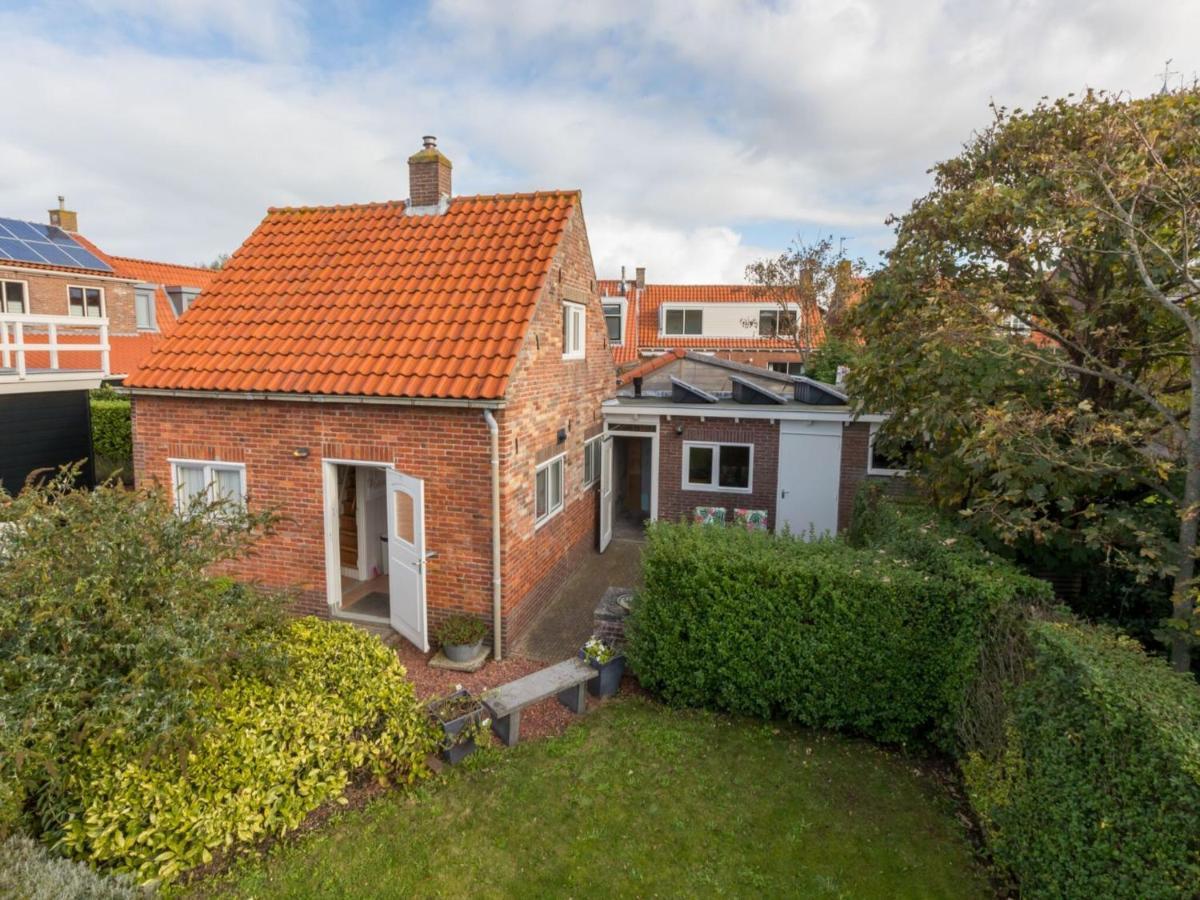 Quaint Holiday Home In Domburg With Terrace Екстер'єр фото