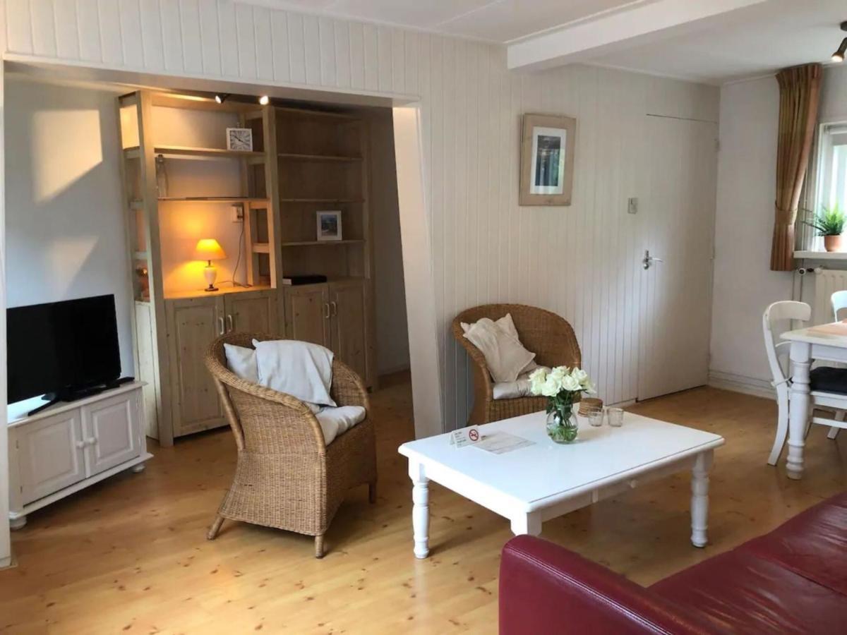 Quaint Holiday Home In Domburg With Terrace Екстер'єр фото
